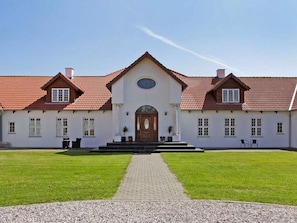 House | Exterior