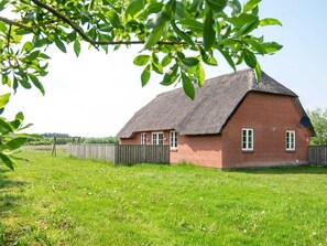 Exterior - 10 Person Holiday Home in Ulfborg (Ulfborg)