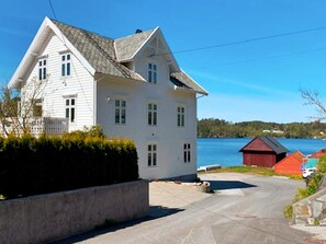 House | Exterior