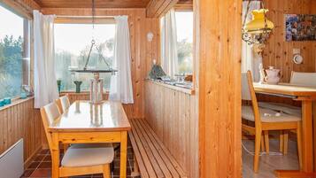 House | Dining
