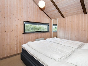 3 bedrooms