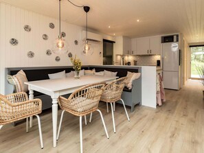 Dining - 5 Person Holiday Home in Blavand (Blavand)