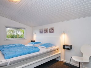 3 bedrooms