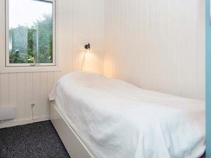 House | 4 bedrooms - Sunny Hillside Cottage-by Traum (Ebeltoft)