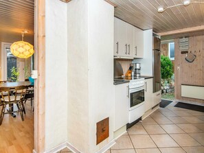 House | Private kitchen | Highchair - Holiday Home in BÃ¸rkop (Borkop)