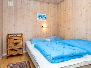 4 bedrooms