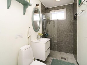 House | Bathroom - 6 Person Holiday Home in Korsor (Korsor)