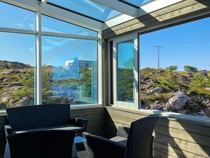 House | Interior - Holiday Home in Dyrvik (Frøya)