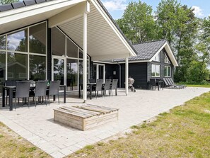 House | Exterior - Holiday Home in Væggerløse (Vaeggerlose)