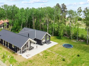 House | Exterior - Holiday Home in Væggerløse (Vaeggerlose)