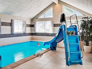 House | Pool - Holiday Home in Væggerløse (Vaeggerlose)