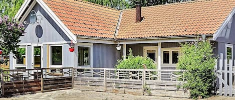 House | Exterior