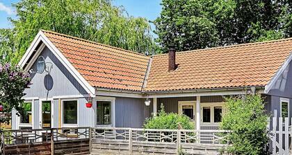 4 Person Holiday Home in Store Fuglede