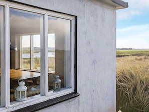 Maison | Vue sur lâeau