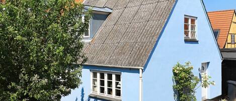 House | Exterior