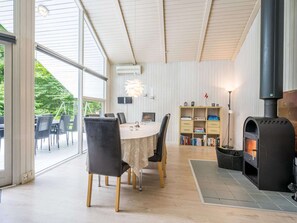 House | Dining - Holiday Home in OksbÃ¸l (Oksbol)
