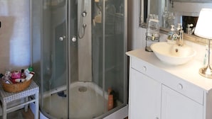 Bathtub - 7 Person Holiday Home in Jädraås (Jädraås)