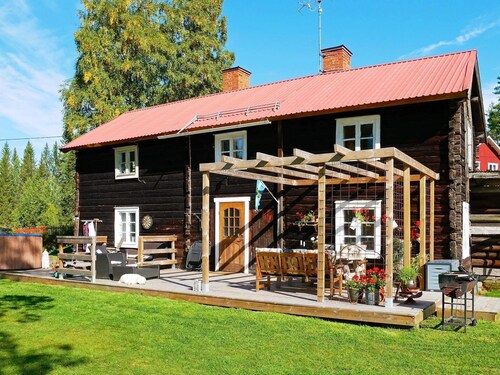 7 Person Holiday Home in Jädraås