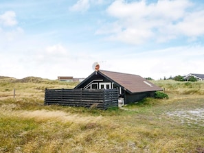 Exterior - Cozy Dune Cottage Retreat-by Traum (Hvide Sande)
