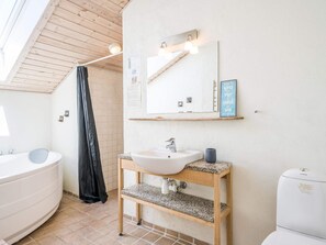 Ferienhaus | Badezimmer