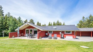 Exterior - Holiday Home in Blåvand (Blavand)