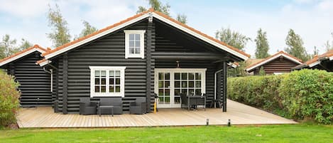 House | Exterior