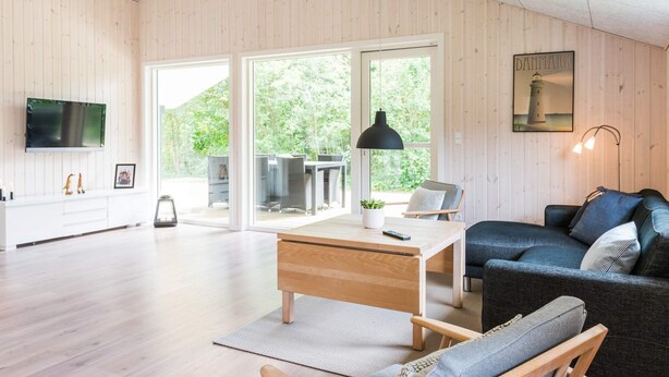 House | Living area - 6 Person Holiday Home in Henne (Henne)