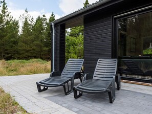 Balcony - 6 Person Holiday Home on a Holiday Park in Blåvand (Blavand)