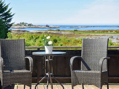 Holiday Home in Farstad