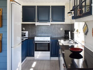 House | Private kitchen - Holiday Home in Farstad (Hustadvika)