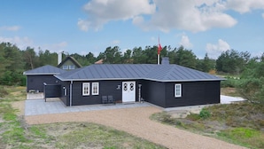 Unclassified image, 3 of 31, button - 4 Person Holiday Home on a Holiday Park in Henne (Henne)
