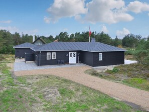 Exterior - 4 Person Holiday Home on a Holiday Park in Henne (Henne)