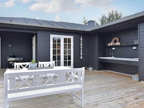 Balcony - 4 Person Holiday Home on a Holiday Park in Henne (Henne)