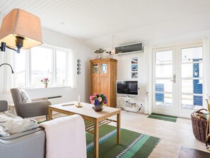 House | Interior - 4 Person Holiday Home in Hvide Sande (Hvide Sande)