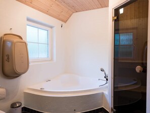 House | Spa treatment