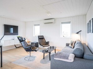 Living area - 2 Person Holiday Home in Blavand (Blavand)