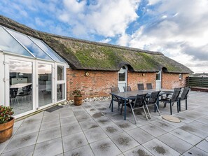 Outdoor dining - 12 Person Holiday Home on a Holiday Park in Ringkøbing (Ringkobing)