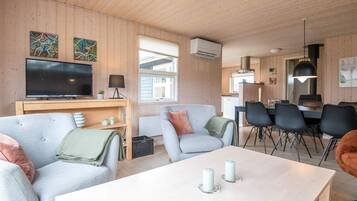 House | Dining