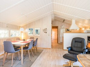 House | Dining