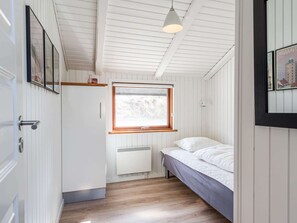 House | Interior - 6 Person Holiday Home in Henne (Henne)