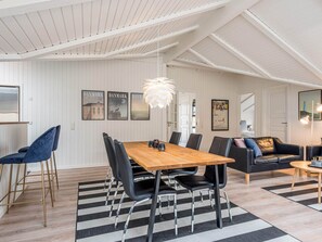 Dining - 6 Person Holiday Home in Henne (Henne)