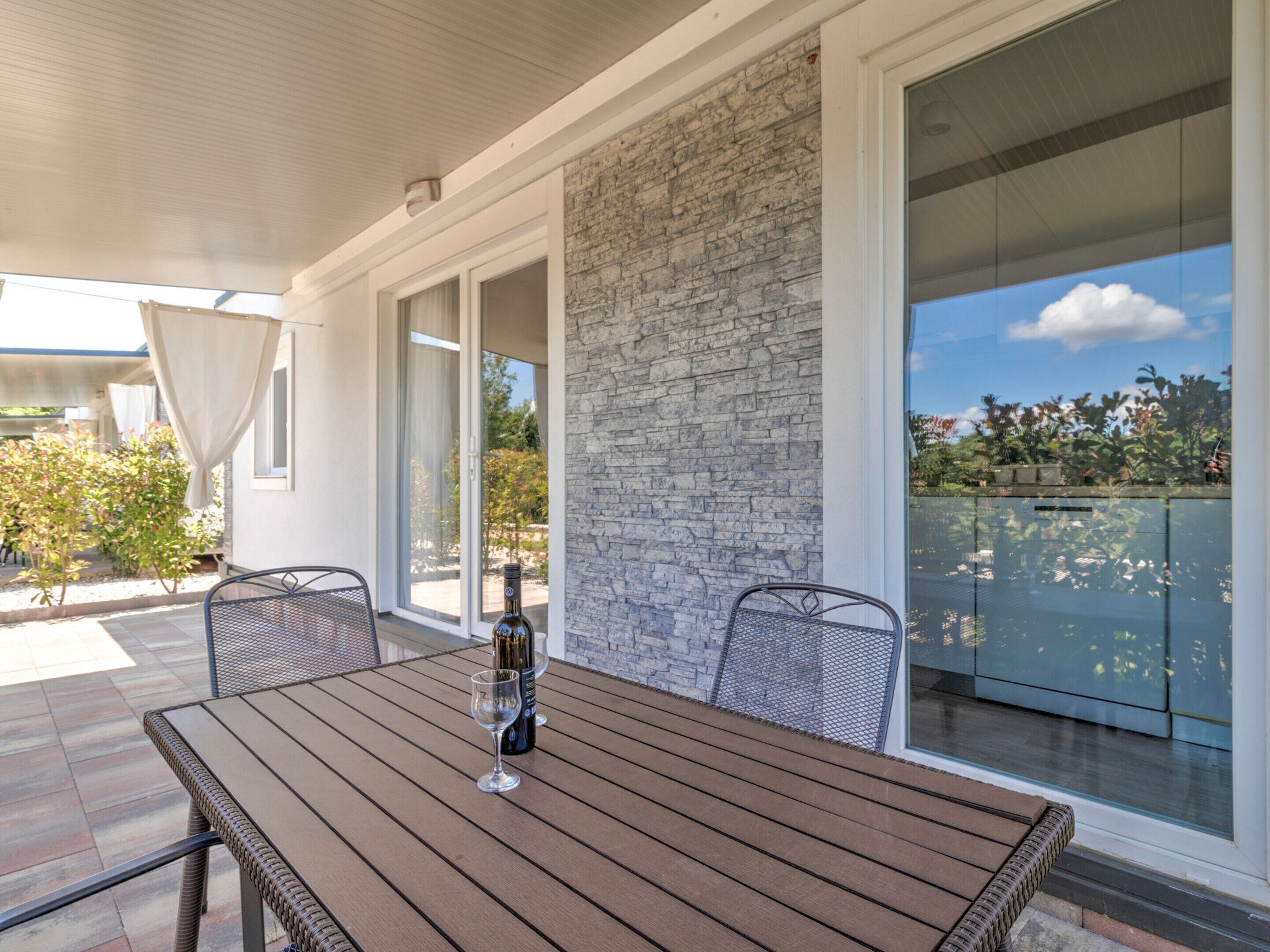 كارافان | تناول الطعام