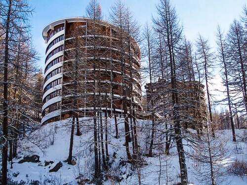 Apartment in Cervinia With Ski Access