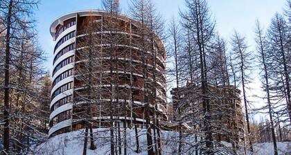 Apartment in Cervinia With Ski Access