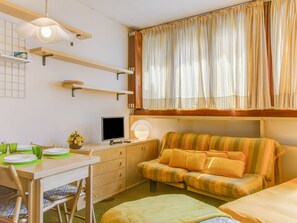 Apartment | Living room - Apartment in Cervinia With Ski Access (Valtournenche)