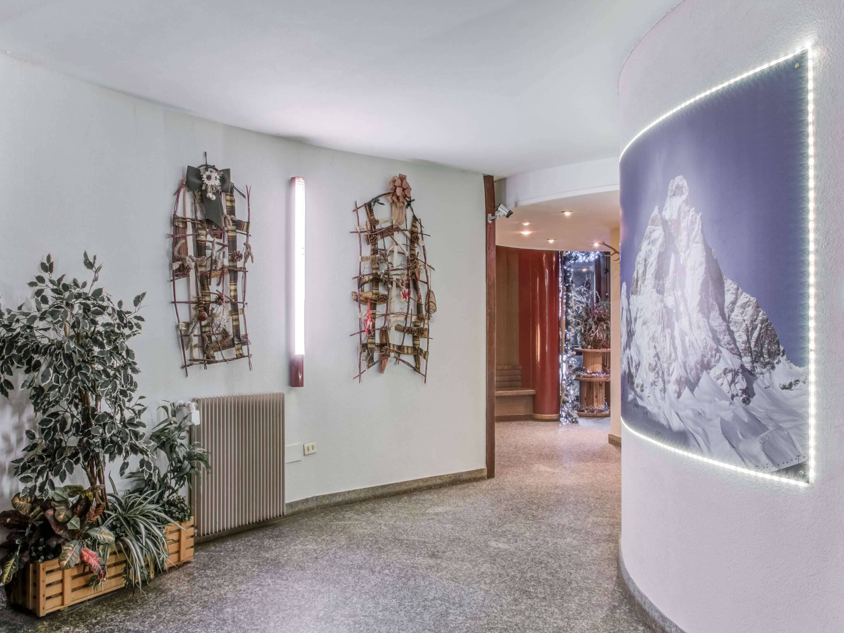 Apartment | Reception