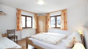 Ferienhaus | 4 Schlafzimmer, individuell eingerichtet