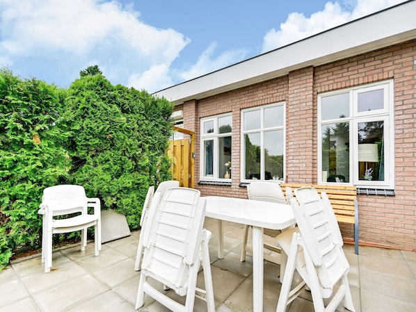 BBQ/picnic area