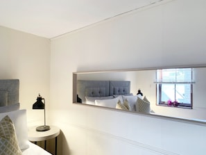 3 bedrooms, bed sheets