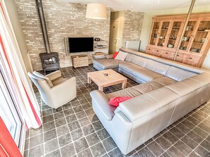House | Living area - Holiday Home in Gijverinkhove Near Plopsaland (Alveringem)